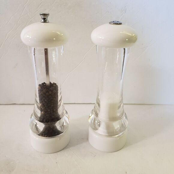 Acrylic Salt & Pepper Shakers - Picture 3 of 7